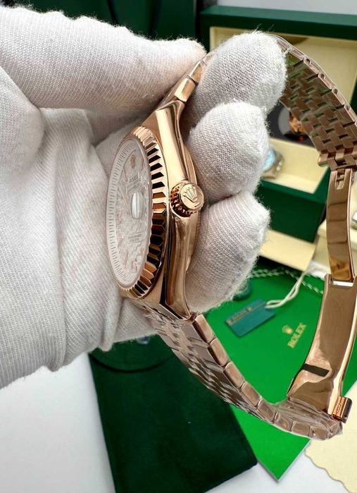 rolex land dweller розово злато