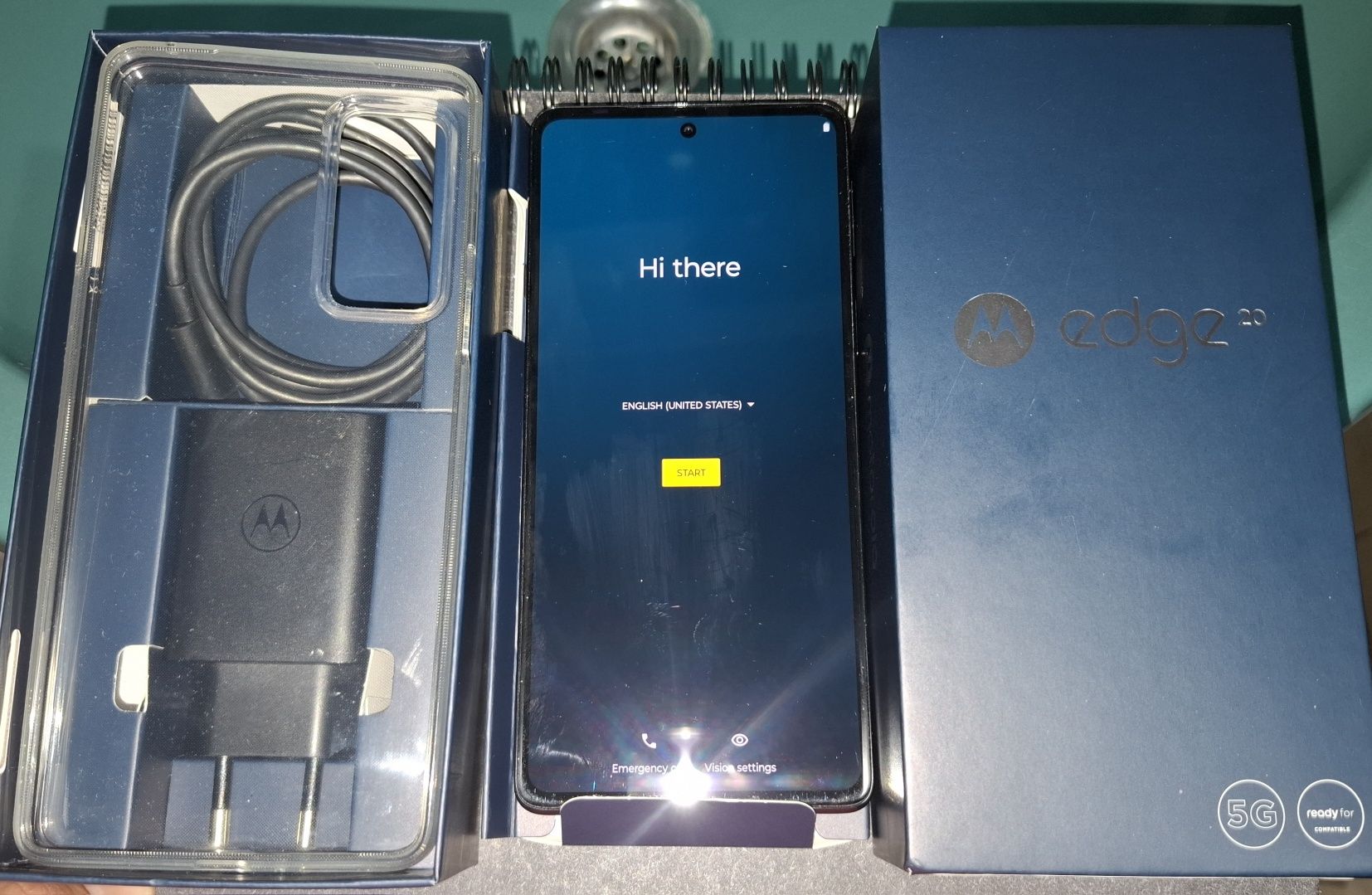 "Motorola Edge 20" -  8 RAM + 128 GB  5G + 108 MP камера