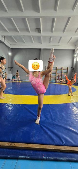 Продажа и прокат б.у и новых купальников для художественной гимнастики