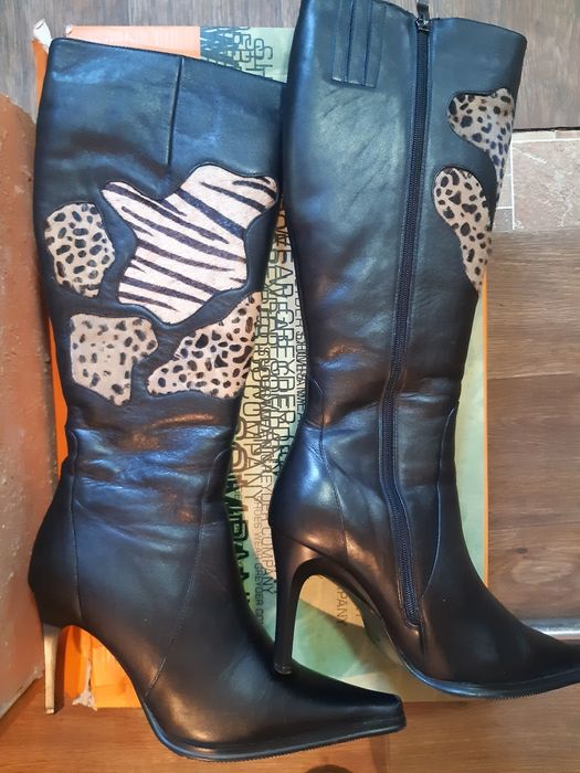 Продам зимние- демисезонные сапоги