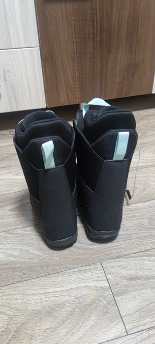 Snowboard boots Nidecker Sierra W Black 39.5