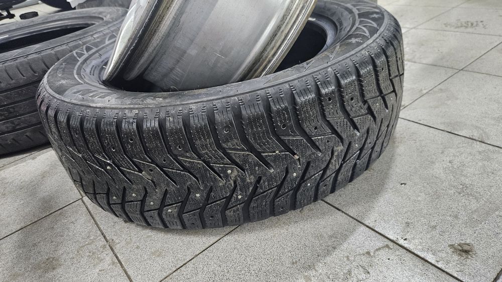 Шина 235/60R18 Sailun зимнии шипованные