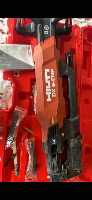 Hilti pistol implantat cuie beton tabla