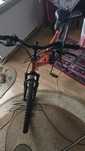 Vând bicicletă (folosită)