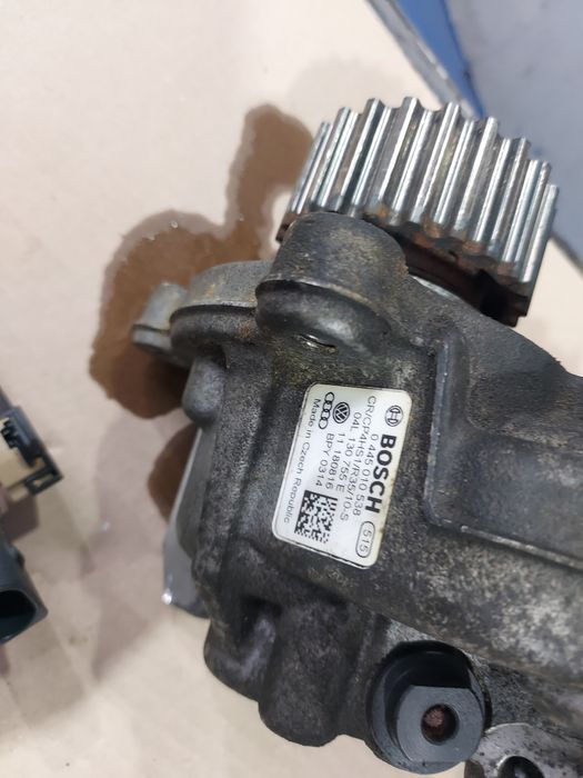 Injector/Kit injecție 2.0 tdi CRLB vw skoda seat audi