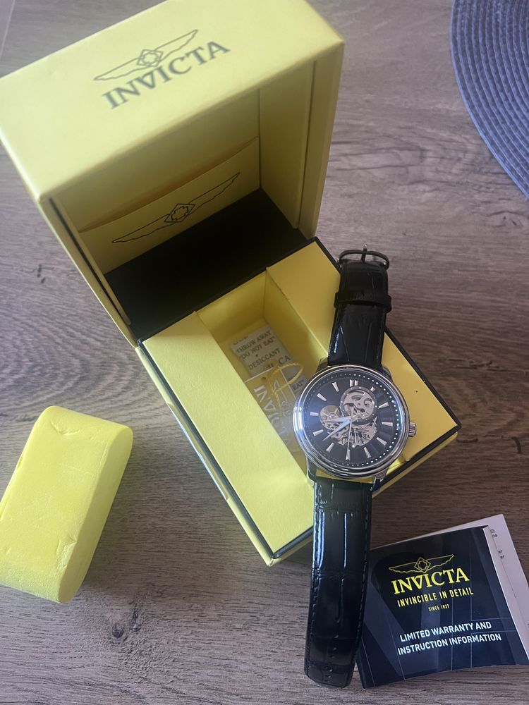 Invicta automatic