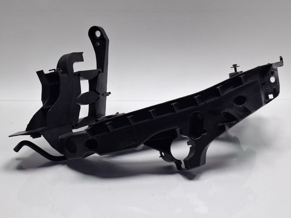 Suport far stanga AUDI A4 IV Avant 8K5, B8 2007 - 20152.0 TDI CAGA, CJ