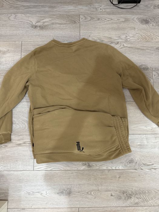 Продавам  чисто нов екип Размер М