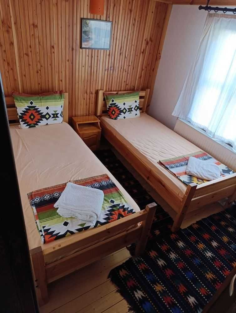Двуетажна реновирана къща в Еленския балкан
