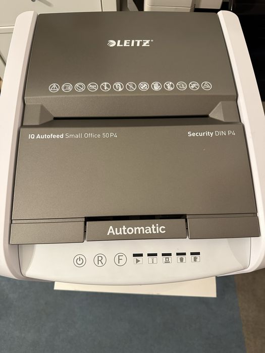 Distrugator documente  LEITZ IQ Small Office P4