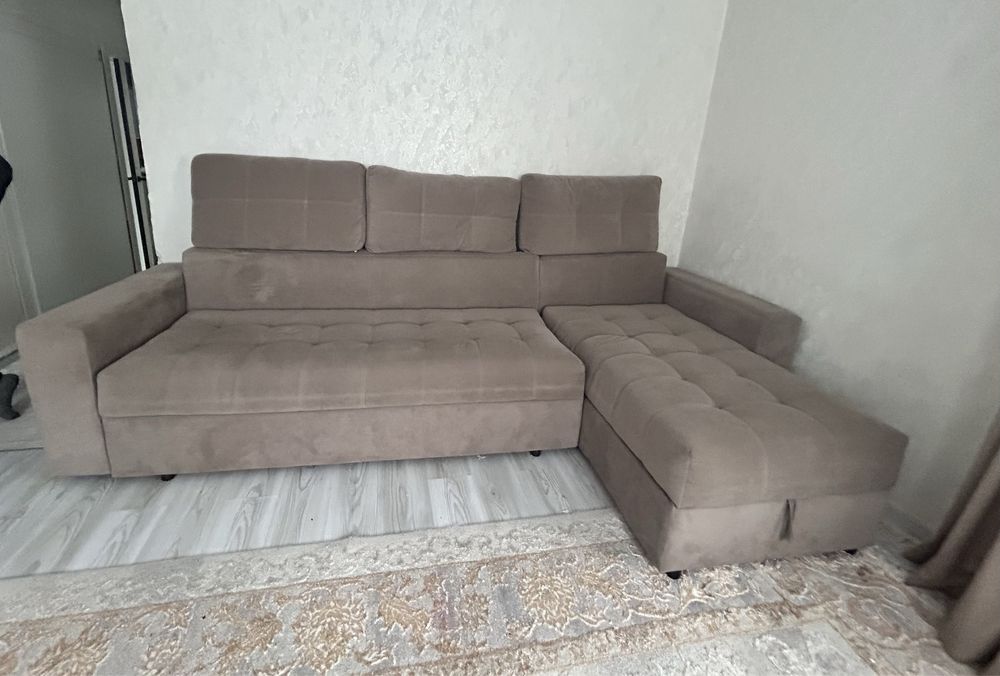 Продам угловой диван