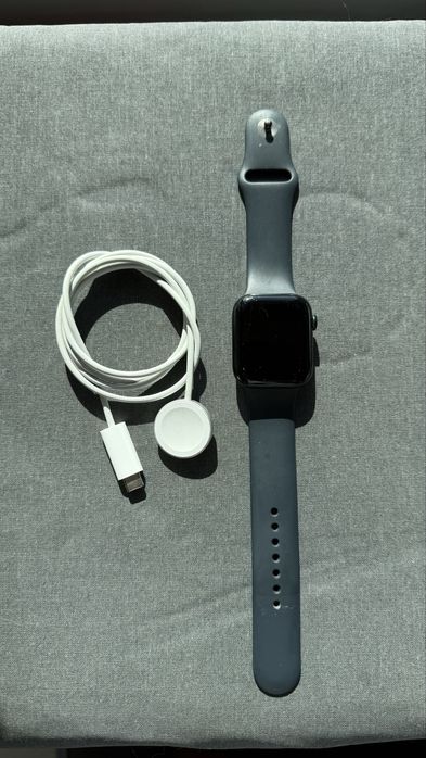 Apple watch series 8 45mm gps cellular full box