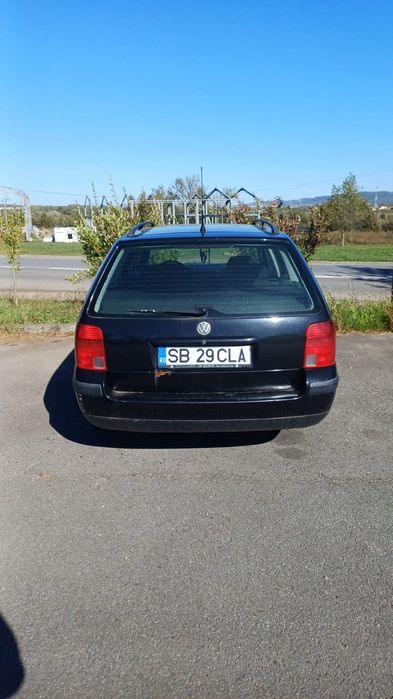 Vând Volkswagen passat 1,9 tdi