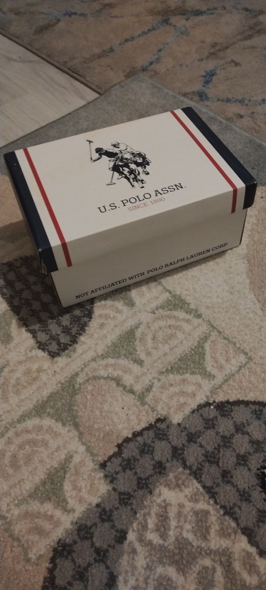 Adidași US POLO noi