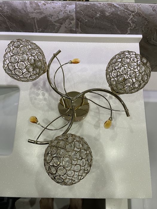 Люстра потолочная