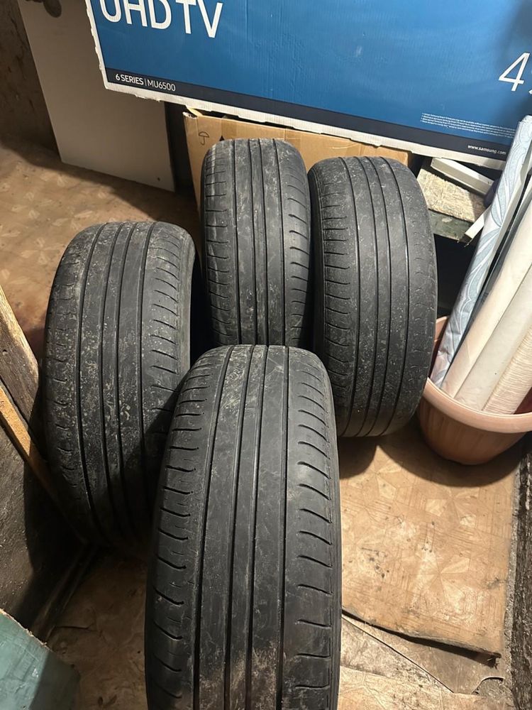 Продам шины 225/60