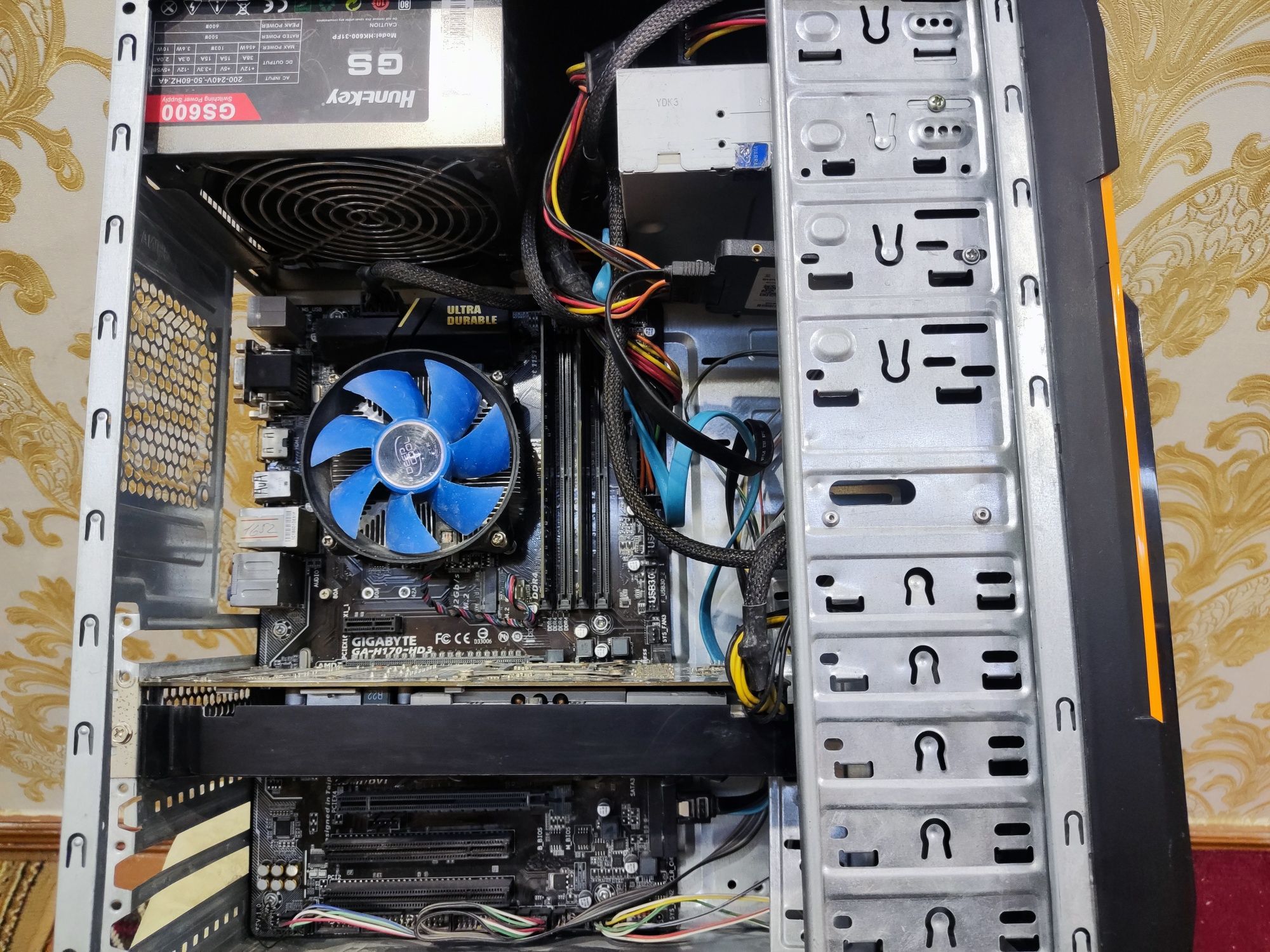 Бюджетный игровой кейс i7 6700 nvidia p106 6gb