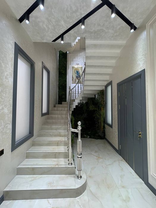 Сдается шикарный  большой дом в центре