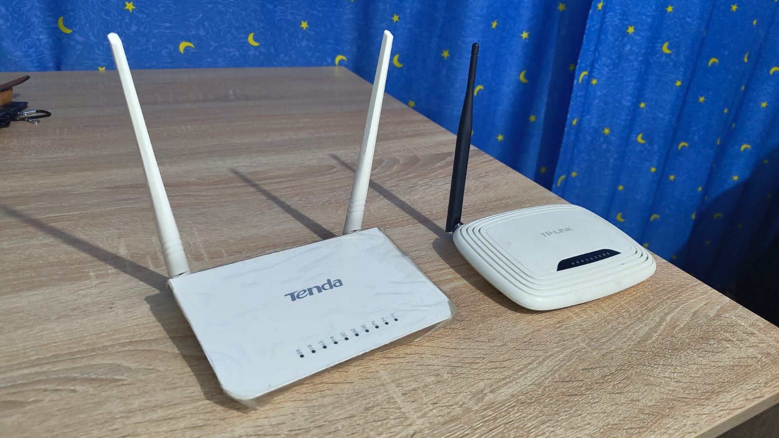 Продается Wi-Fi роутеры Tenda и TP-Link