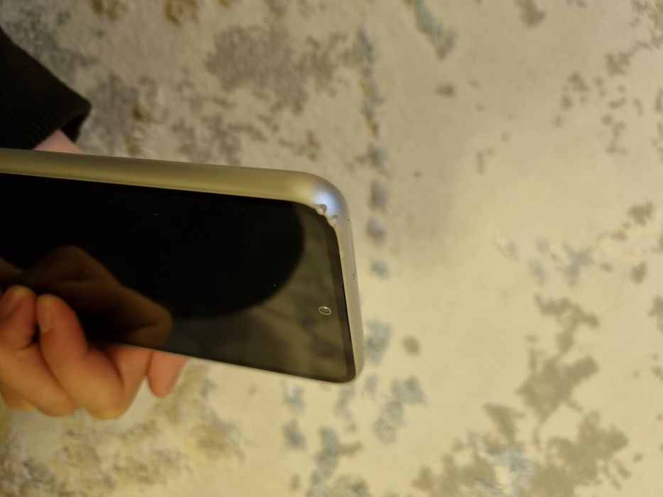 ПРОДАЕТСЯ СРОЧНО!!  Samsung A54. Белого цвета. На 128гб.