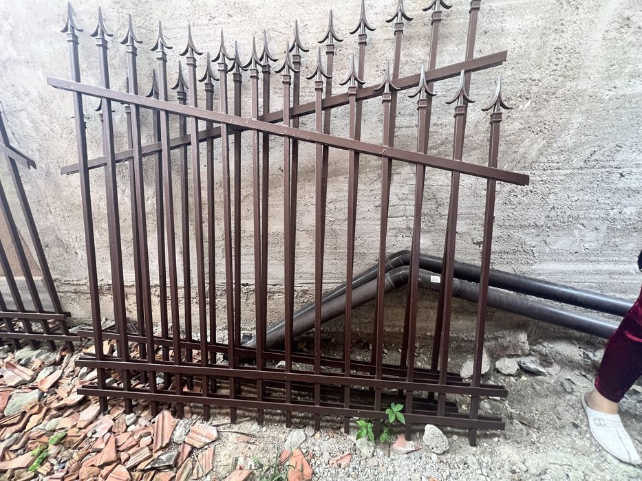 Elementi poarta fier