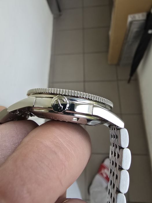 Rado Captain Cook 37mm Blue - inca in garantie pana Martie 2026