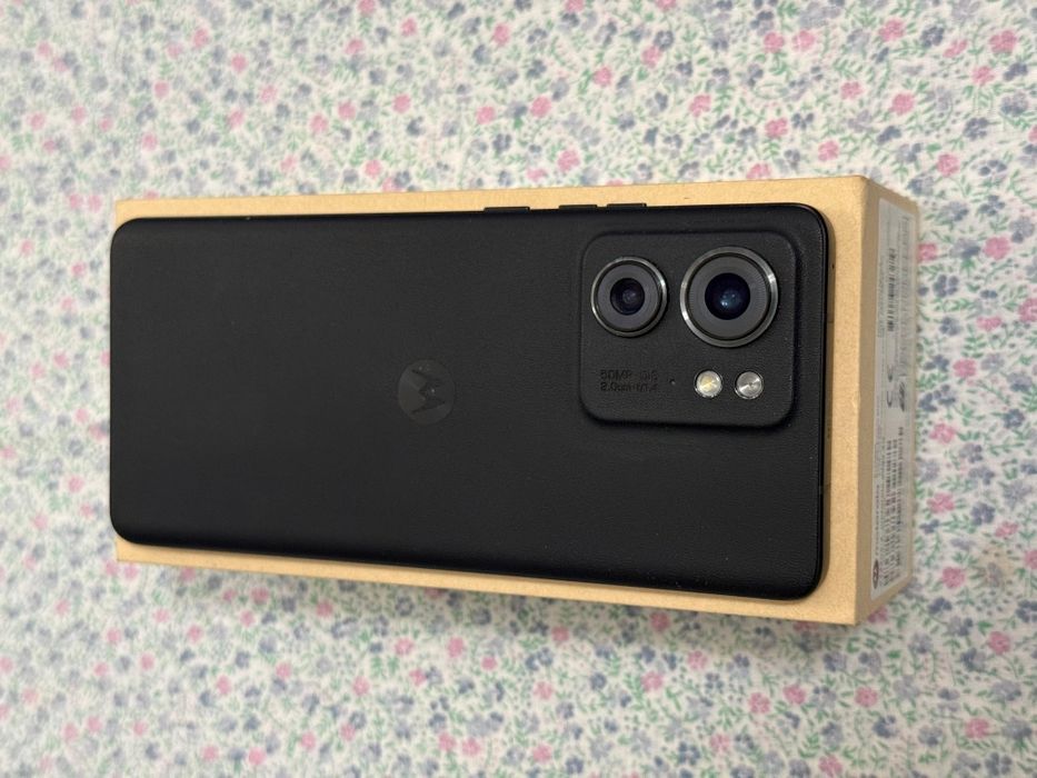 Telefon Motorola edge 40, ca nou.
