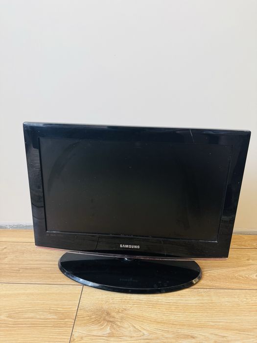 Продам телевизор samsung