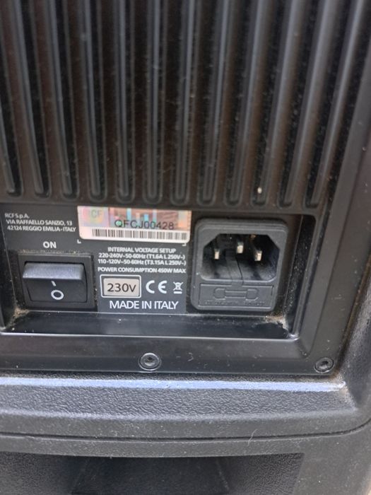 Boxe Rcf Art 315-A MK lll difuzor pe 15 inch 800watt +2stative și huse