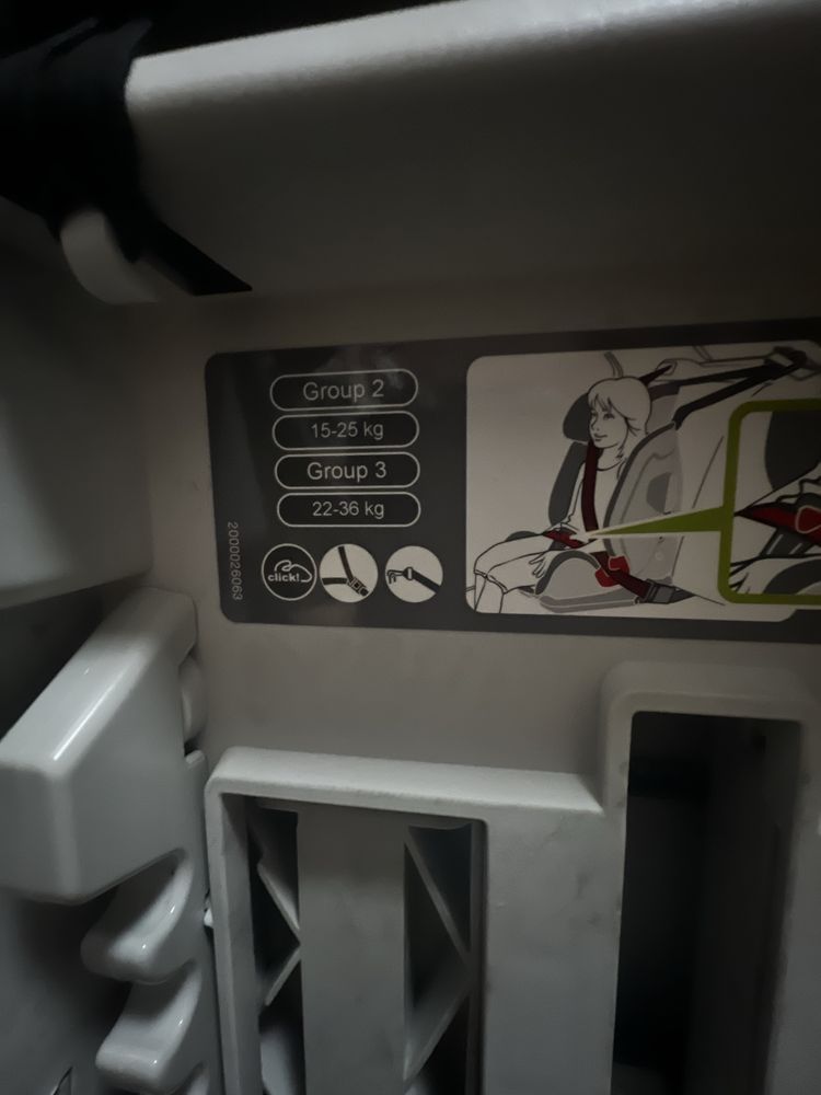 Britax Столче за кола ISOFIX и V-Tether