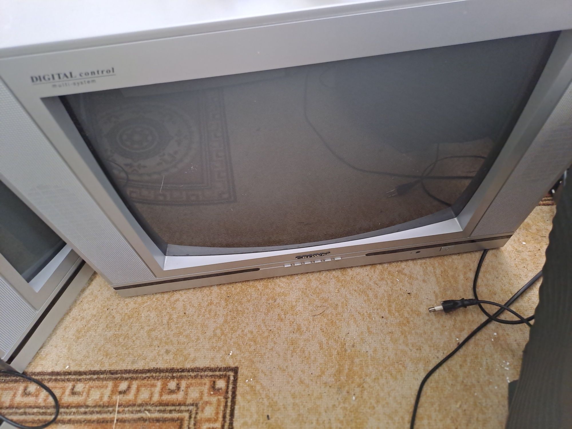 Телевизори 9 броя