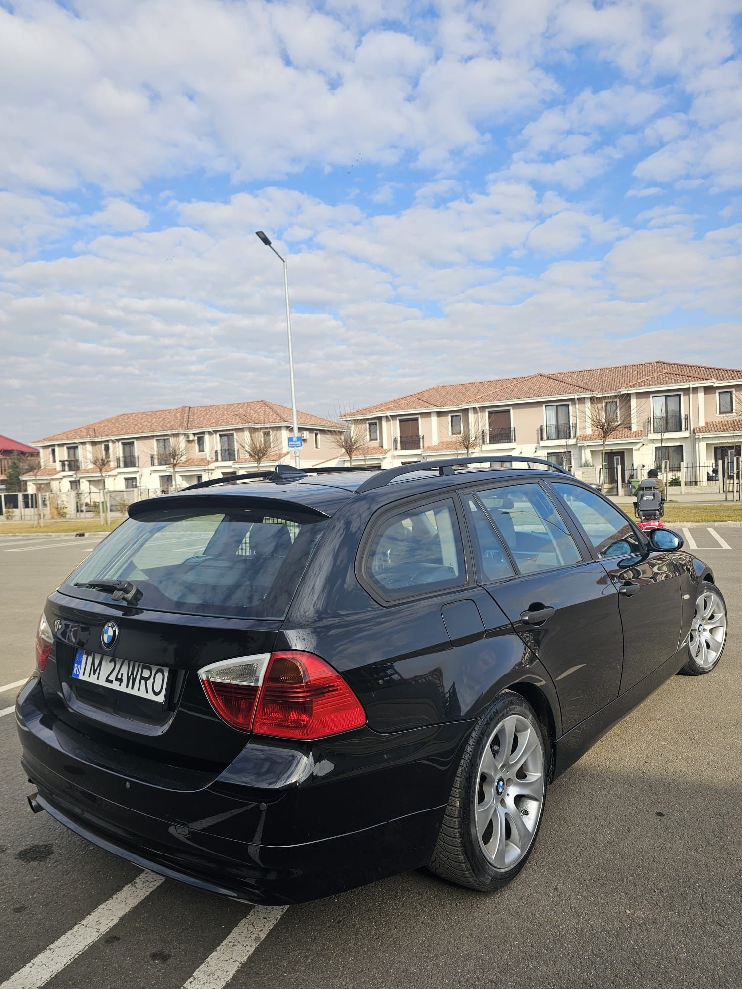 BMW 320i Seria 3 e91 navigatie/încălzire/panoramic