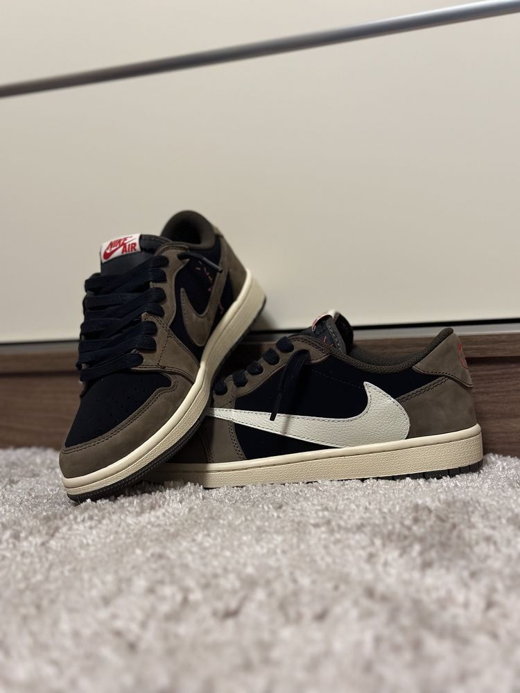 Jordan 1 Travis Scott low “Mocha”