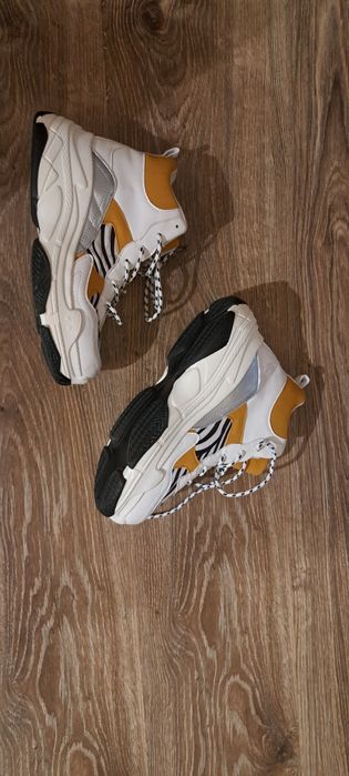 Duffy-леки и удобни маратонки на висока платформа37-37,5/кецове/обувки