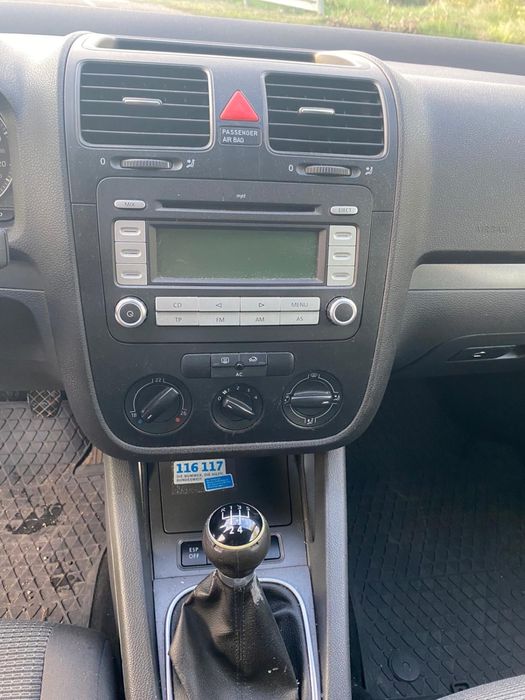 Volkswagen Golf 5 / 1.9 TDI - 2008