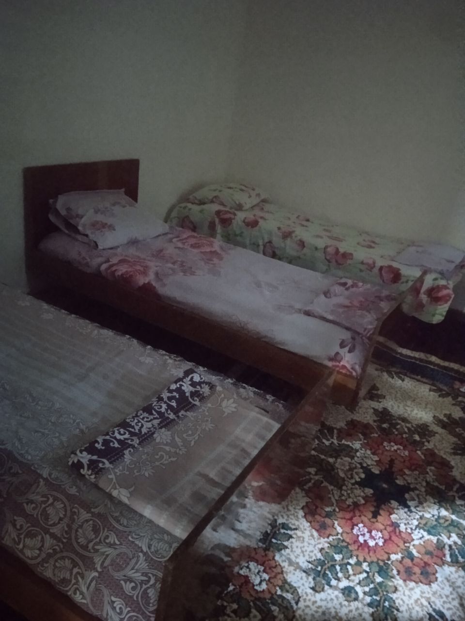 сдаётся дача Чарваке , рядом Бочки