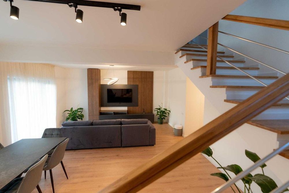 Inchiriere casa Micesti