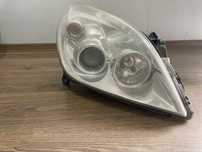 Десен фар за Opel Vectra C / Опел Вектра Ц 2007г