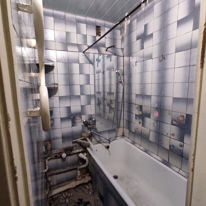 Сдается Чиланзар 25 кв 1 ком переделаныый в 2 ком