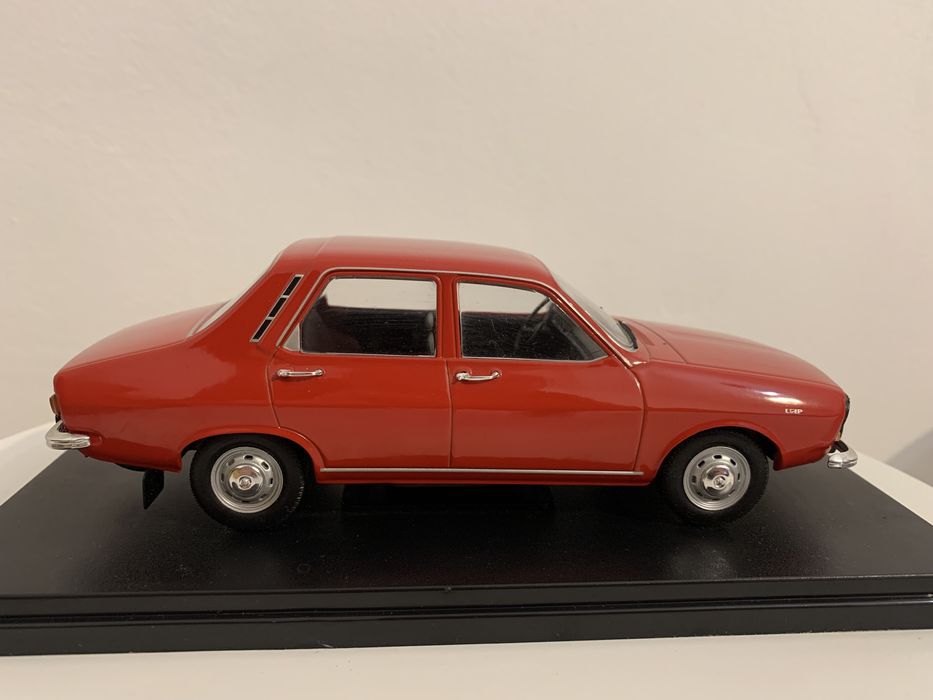 Macheta Dacia 1300 - 1:24 Hachette