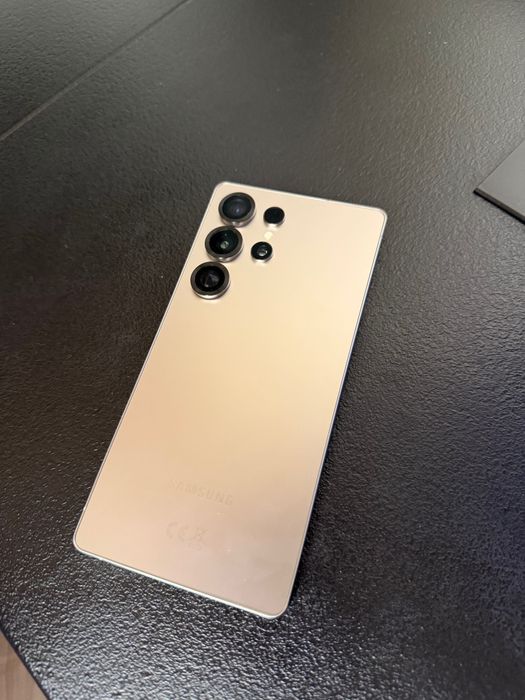 Samsung S25 Ultra cumpărat Franța