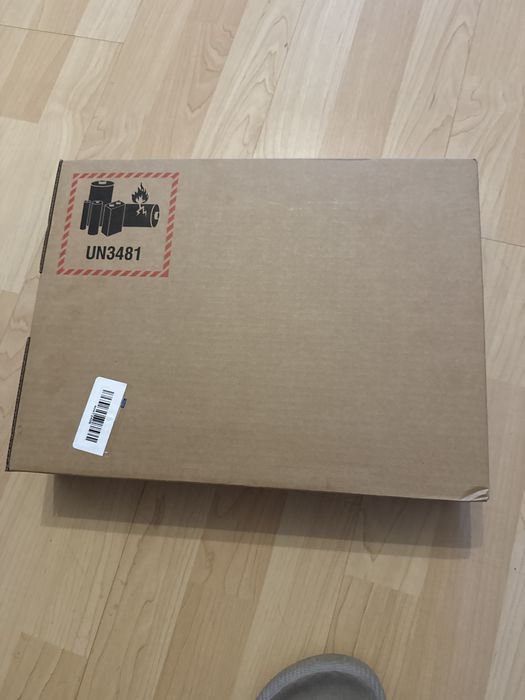 Macbook air M4 2025 skyblue 16/256 13" nou sigilat