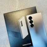 Samsung Z Fold 6 / 512 GB / 12 GB RAM / NOU / Garantie