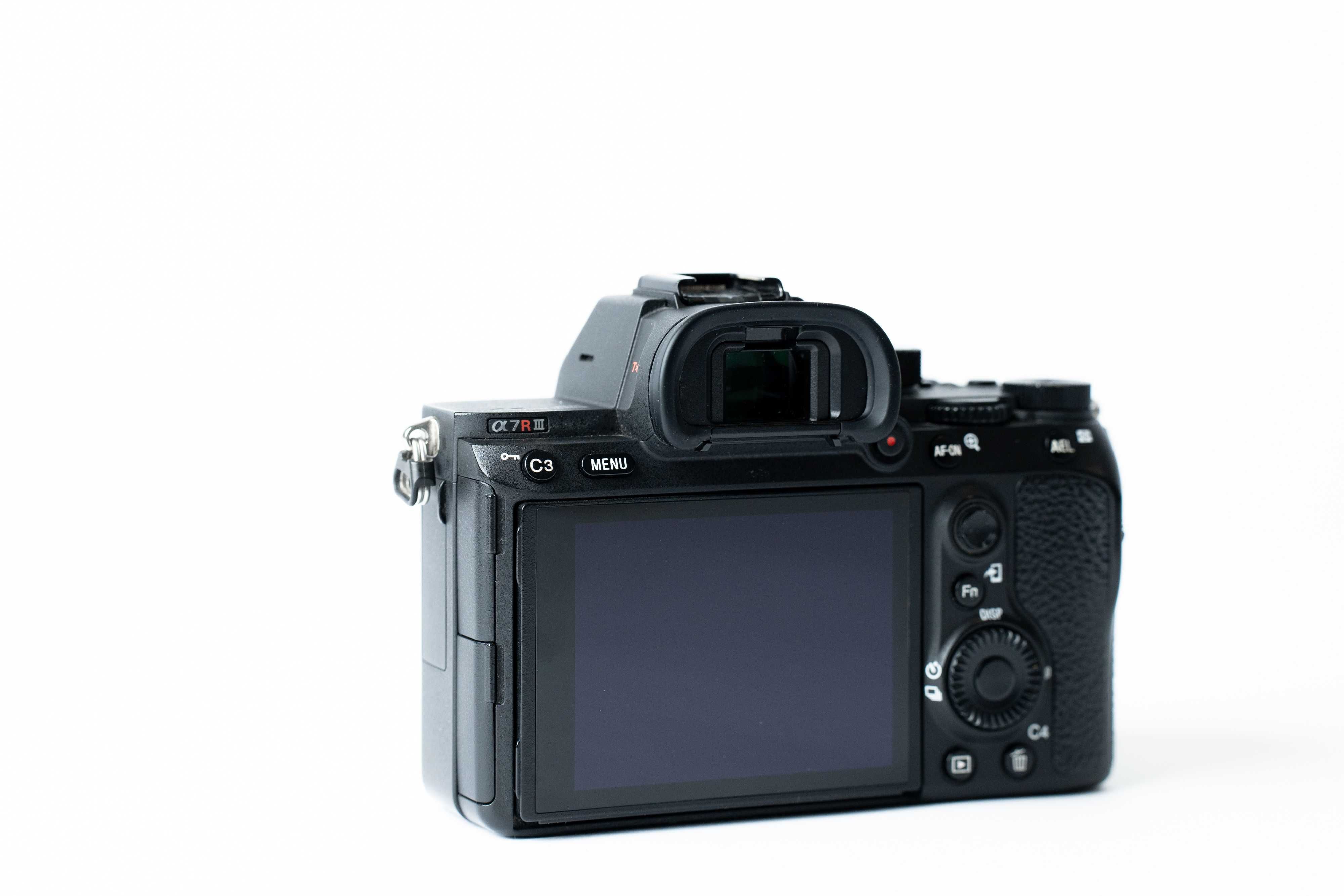 Camera Mirrorless Foto Sony A7 RIIIA/A7 R3 A