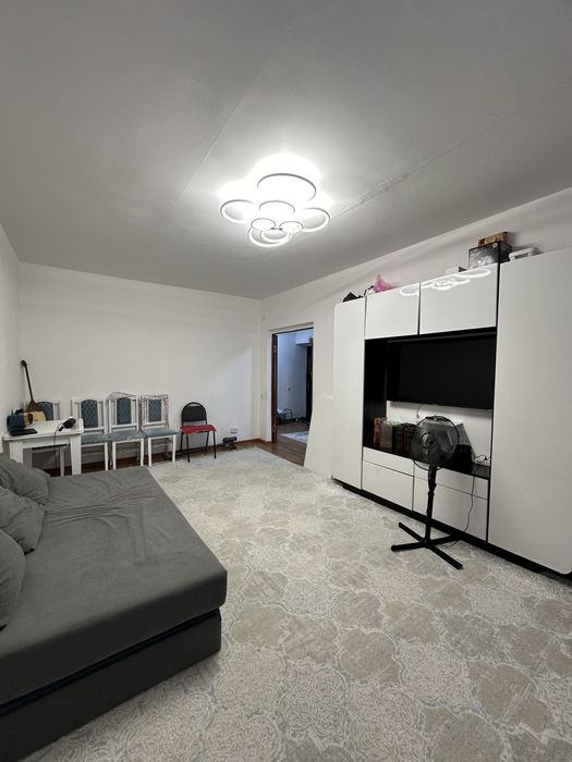 Левый берег 3 комн 4 этаж