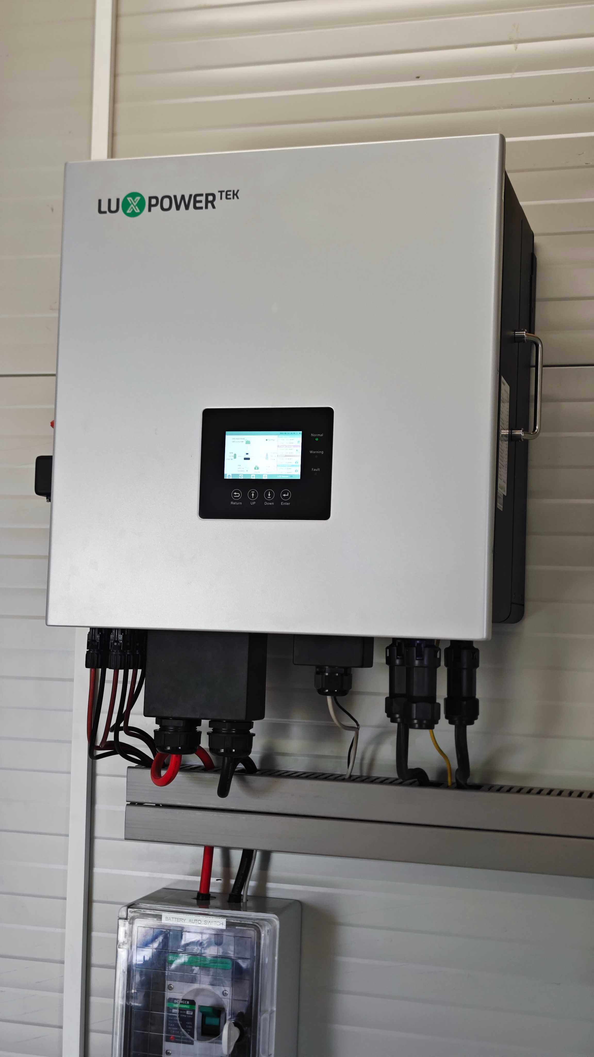 10000W Xибридна монофазна соларна система с батерия,панели,конструкция
