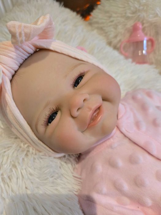 Реалистични кукли