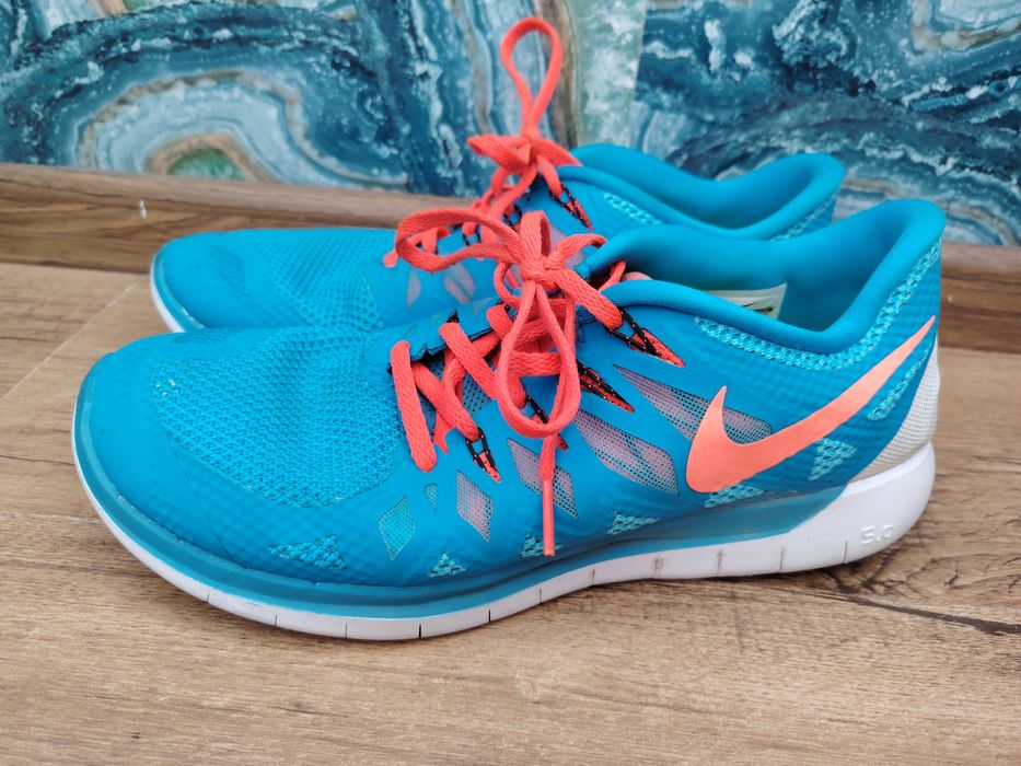 Adidași Nike free 5.0