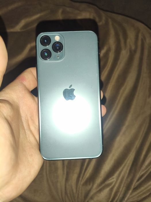 Продам  11про на айфон