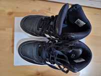 Adidas copii, mărime 34,în stare foarte bună. Prezintă urme de purtare